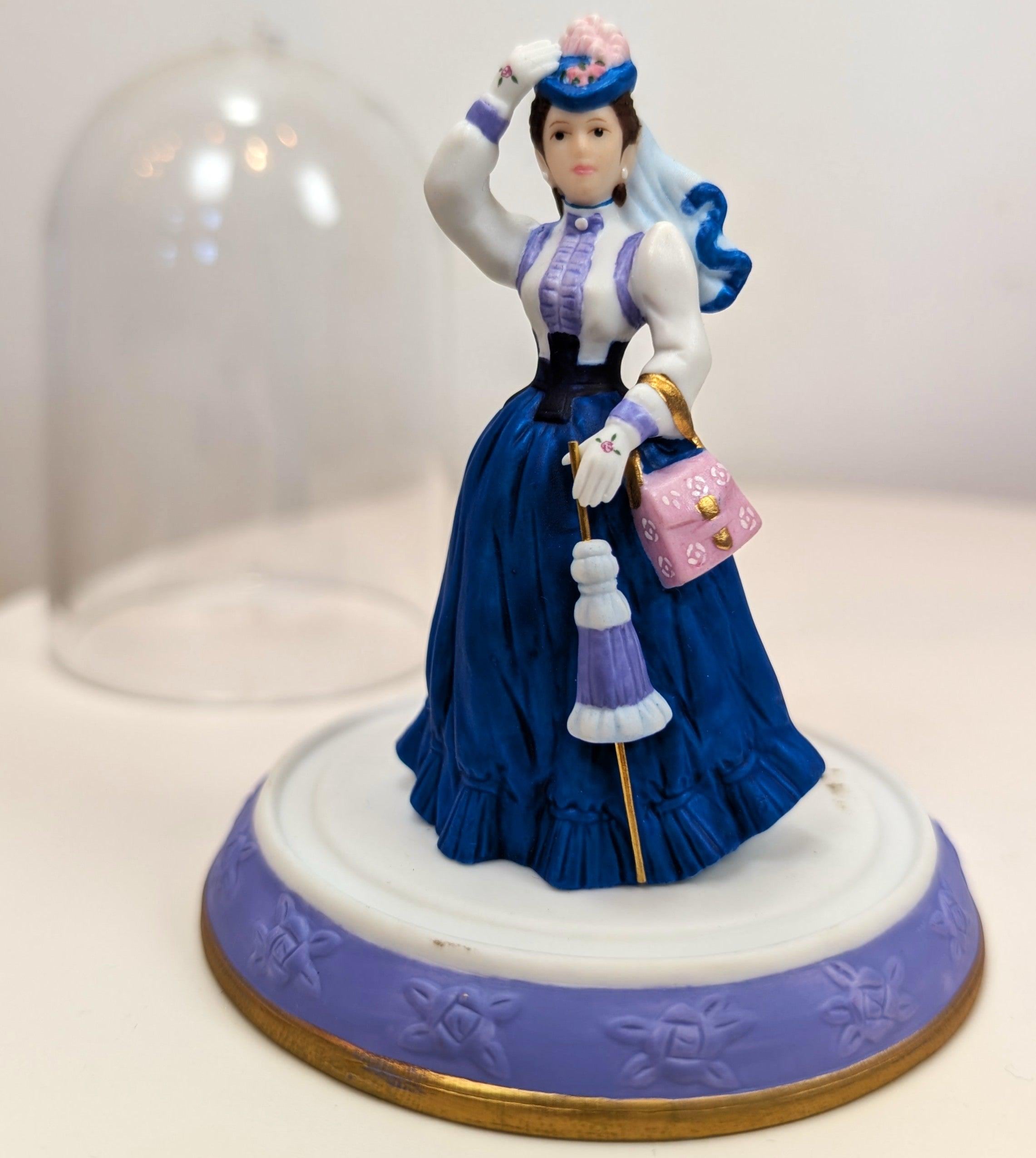 アンティークレアMy Mom Is The Best フィギュア 1996 Avon Mrs. Albee Award MINI Porcelain Figurine - 3.25