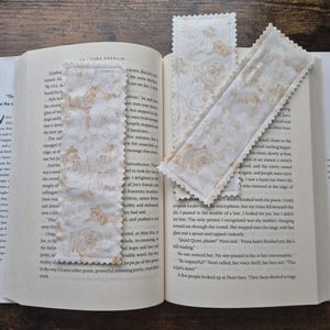White Rose Fabric Bookmark | Floral Print Bookmark | Flower Bookmarks | Fabric Bookmarks | Handmade Bookmarks