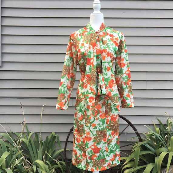 vintage 1960's retro floral house dress