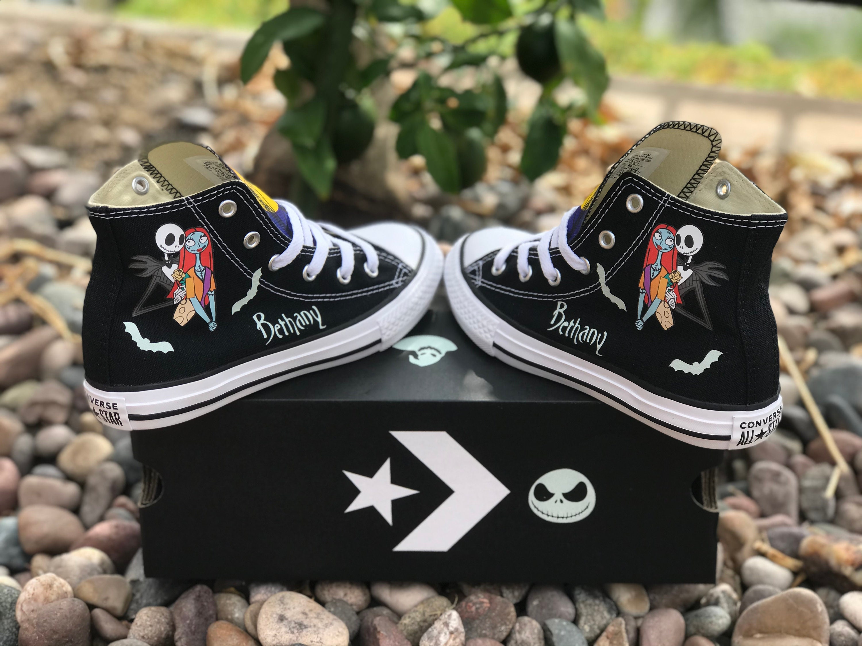 Converse que brillan en la oscuridad hot sale