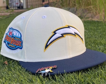 Gorra Chargers nueva y original ajustada con pin