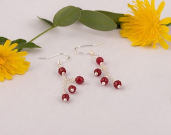 Natuurlijke robijn oorbellen sterlingzilver/juli geboortesteen oorbellen/robijn drop oorbellen/robijn edelsteen oorbellen/juli verjaardagscadeau/cadeau voor haar