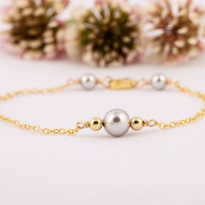 Pearl Bracelet Sterling Silver/Swarovski Pearl Bracelet/Everyday Bracelet/Light Grey Pearl Bracelet/Pearl Bracelet/Gift for Women/Gift Ideas