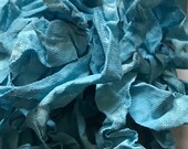 Choose between 1, 3, or 5 yards of crinkled seam binding.
