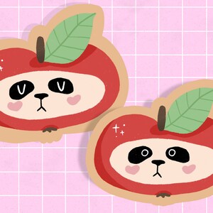Panda sticker, schattige sticker, appel, glanzende sticker, kawaii esthetiek, laptop stickers, Apple hoed, kawaii kunst, fruit stickers, Panda sticker
