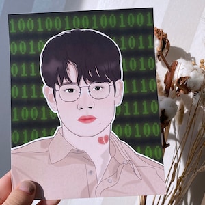 Pode incluir: Uma ilustração digital de uma pessoa com cabelo preto e olhos castanhos vestindo uma camisa bege. O fundo é um padrão verde de código binário.