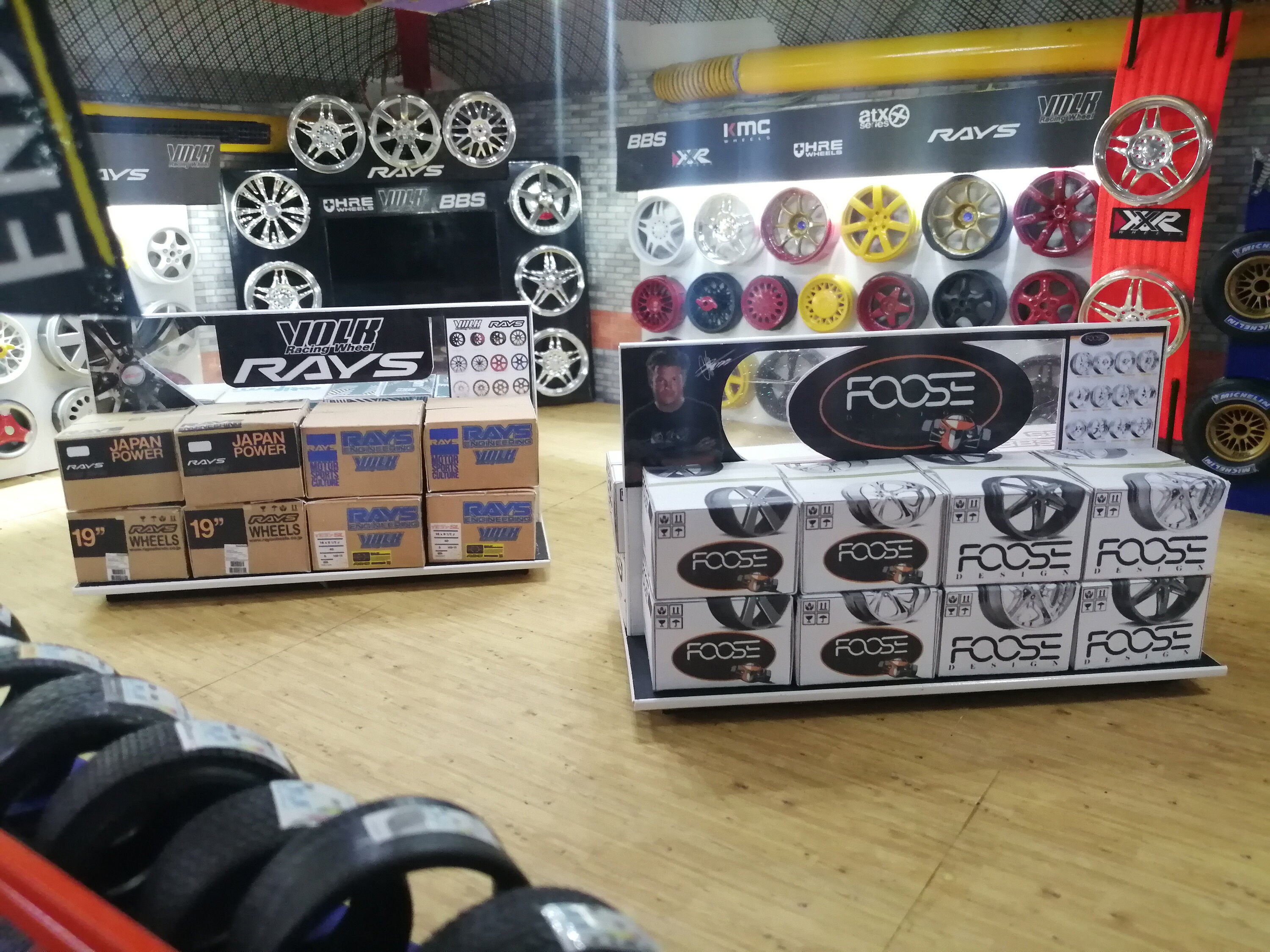 Rims Exhibitor 16 Boxes 1/18 Scale Garage Diorama Accessory Etsy