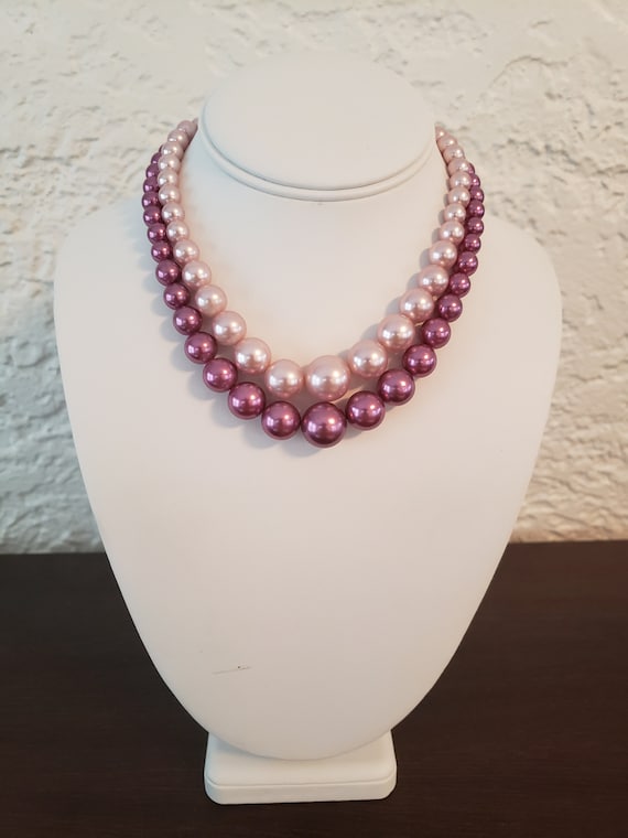Vintage purple and pink faux pearl necklace