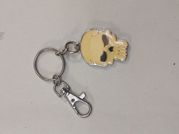 Scull & Enamel Keyring Keychain Belt  handbag wit… - image 4