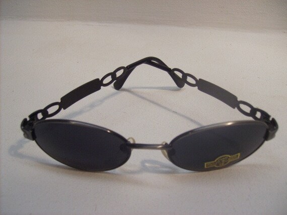 Blocker Designer Sunglasses Spring Temples 400 UV… - image 2