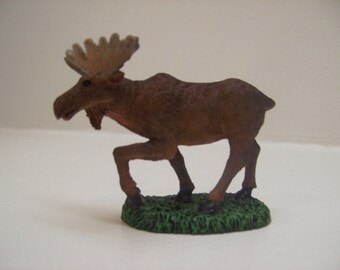 Moose Walking on Grass Figurine Animals Wildlife Decorative Collectible Fig582