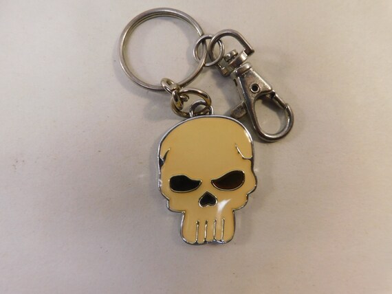 Scull & Enamel Keyring Keychain Belt  handbag wit… - image 3