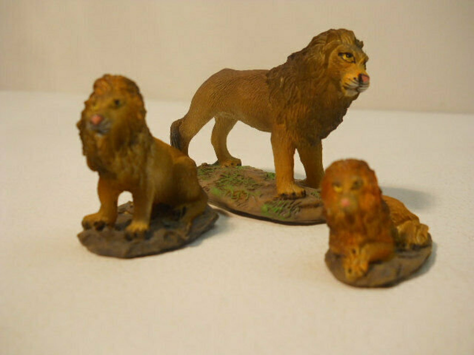 Collectible Lions Figurines Hand Painted Decorative Lion Wild Etsy