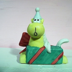 Flambro Giraffe Figurine Collectible box & Cap Birthday Porcelain Hand Painted Holiday