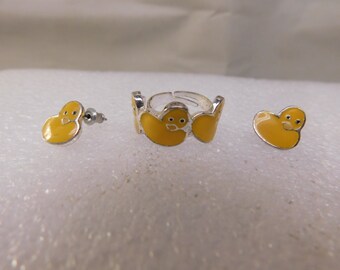 Hand Crafted Enamel Ducks Chicks Bird Earrings Ring Set Design Ring