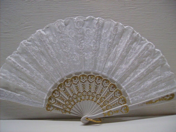 ON SALE Asian White Embroidered Decor Lace Fan 9i… - image 2