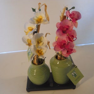 2 Floral Porcelain Flower Vases artificial Flowers Arrangement Centerpiece