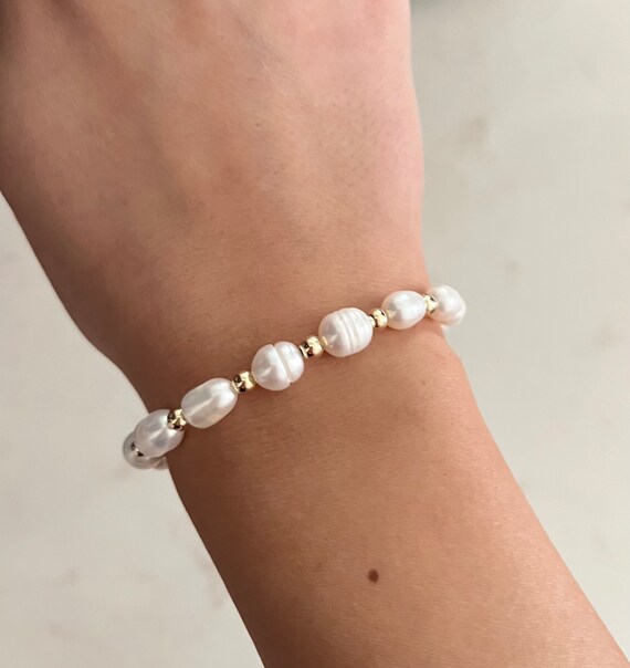 Freshwater Pearl bracelet, 14k gold filled bead, dainty stretch bracelet