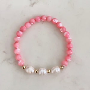 Pink Mother of Pearl bracelet, freshwater pearls, 14k gold filled bead, dainty stretch bracelet