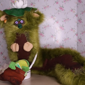 Swamp Long Body Cursed Worm Furby