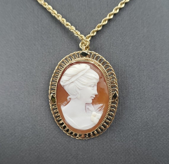 Antique Hand Carved Shell Cameo 14K Gold Pendant … - image 7