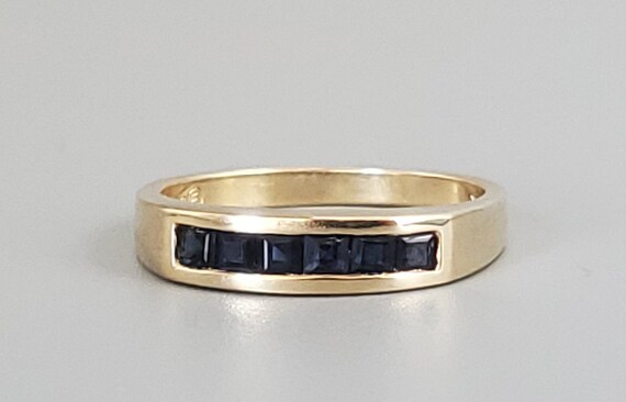 Vintage Sapphire 14K Gold Band - Fine Jewelry 14K