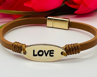 Love Leather Strap Bracelet