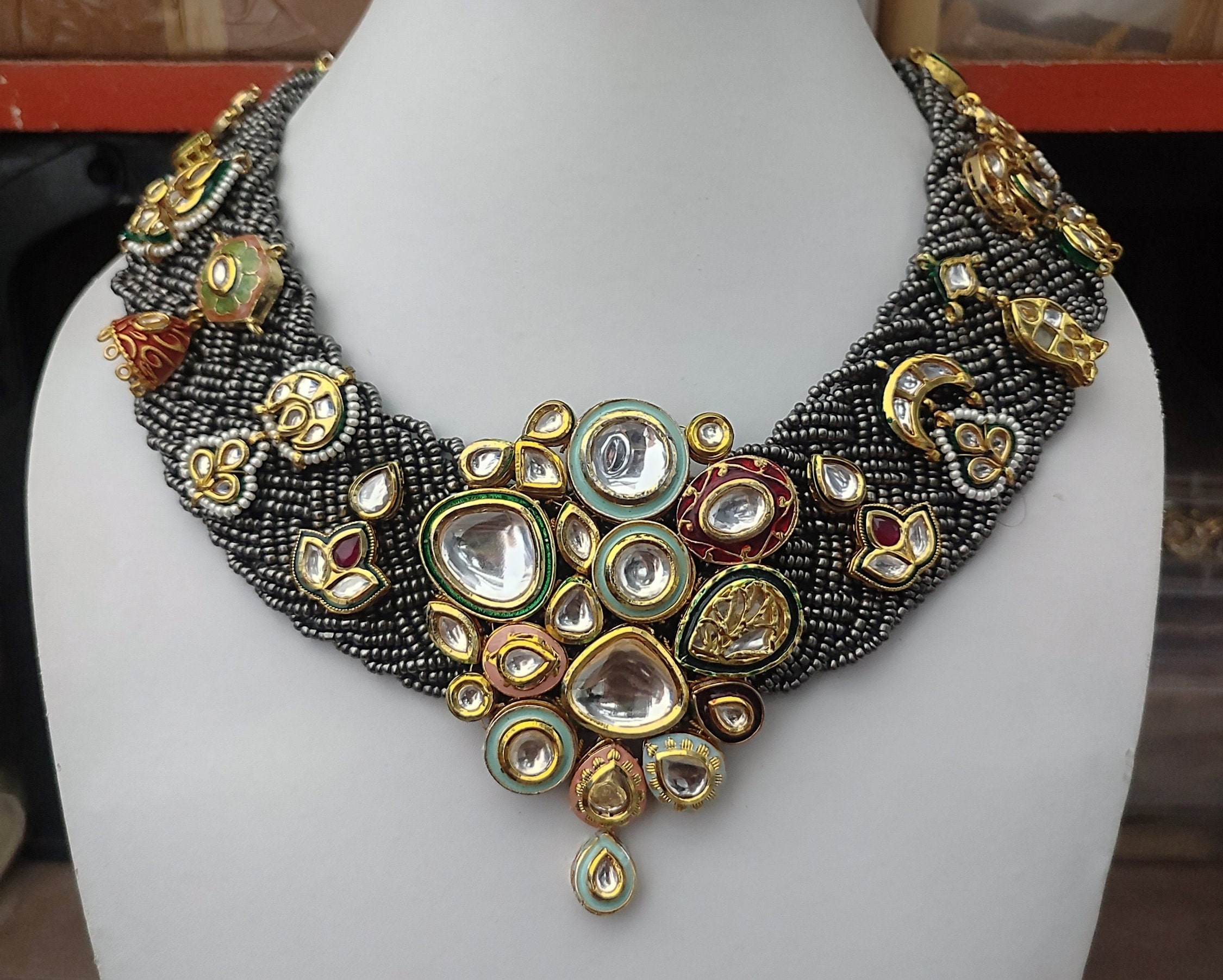 Royal Kundan Choker Necklace Set 