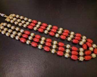 Collana a strati con perle di perline rosse / Gioielli tradizionali indiani fatti a mano / Collana da sposa / Abbigliamento etnico festivo per donna