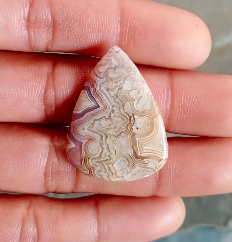 35x26mm Natural Crazy Lace agate cabochon for jewellery 28.85cts....A1179