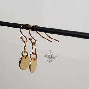 Tiny Gold Earrings, Gold Disc Earrings, Gold Earrings, Minimalist Gold Earrings, Dangle Earrings, Simple Everyday Earrings, Disc Earrings