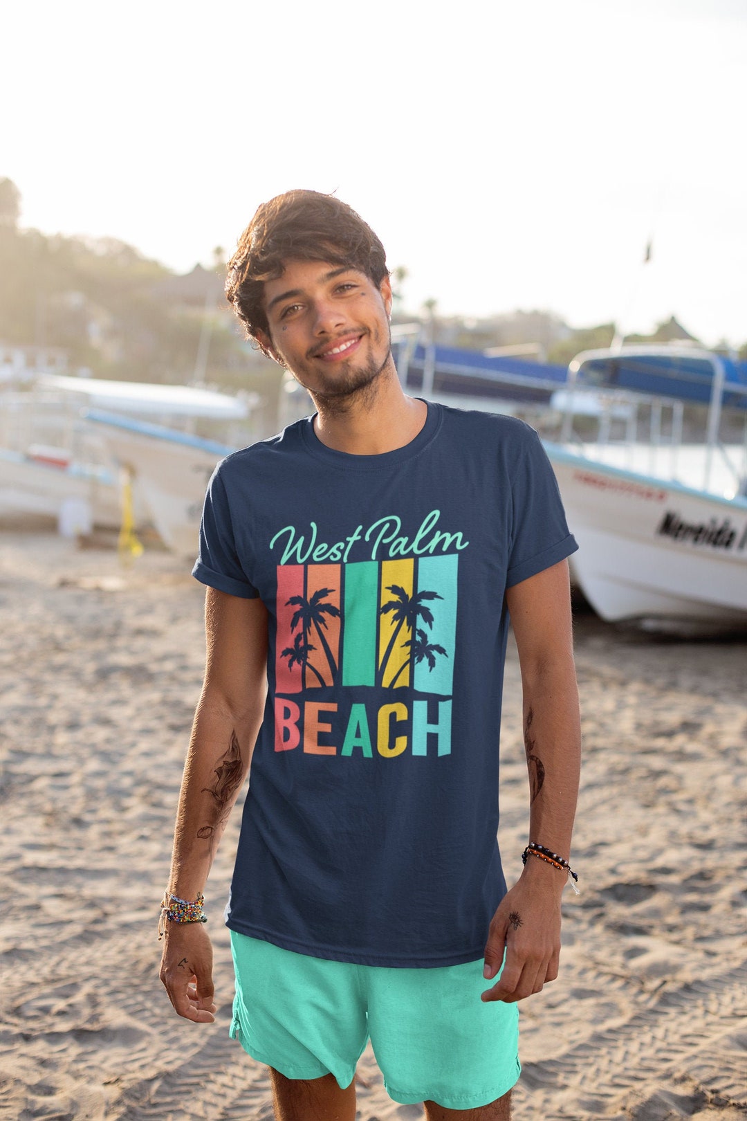 Modern Pensacola Trendy T-Shirt For The Beach Modern Pensacola Trendy T-Shirt For The Beach