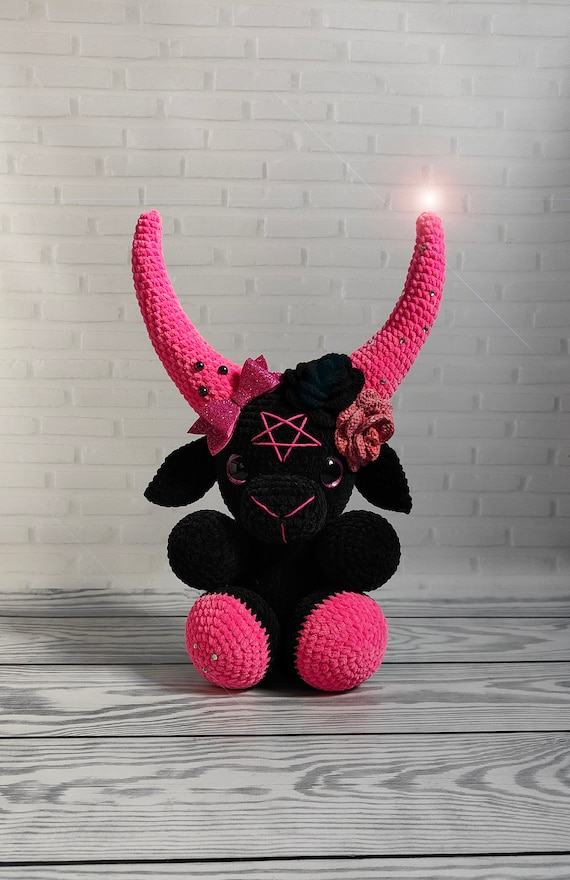 Satanic Baphomet Rug: Black Dark Theme for Spooky Halloween Decor and  Satanic Vibes in 2023