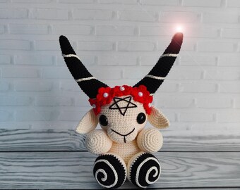 Baphomet, baphomet plush, gothic, creepy amigurumi, pentagram