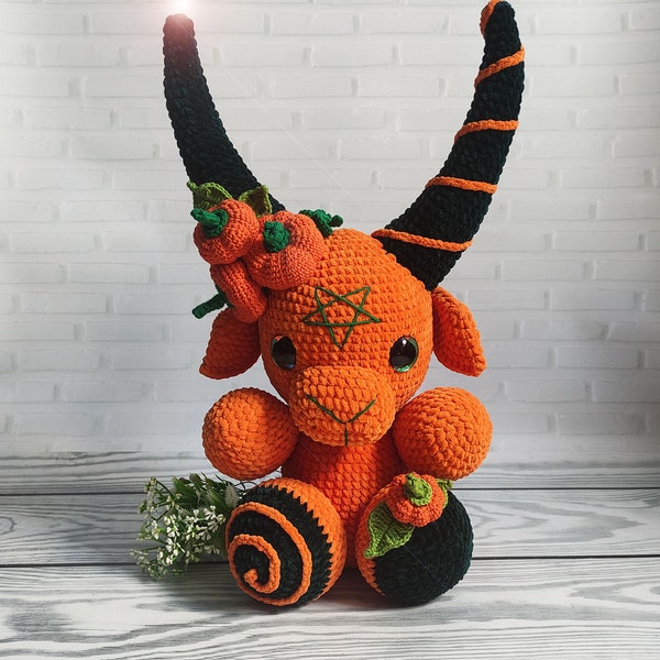 Baphomet, crochet Baphomet, creepy, occult decor