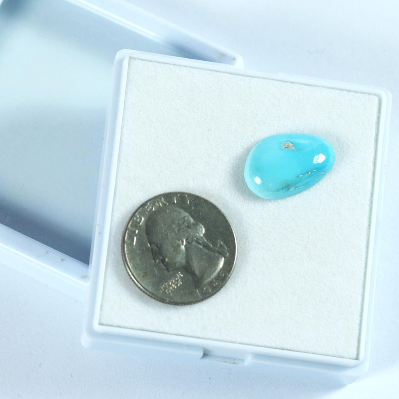 Sleeping Beauty Turquoise Cabochon: Natural Arizona Gemstone (9.40 Carat) image 6