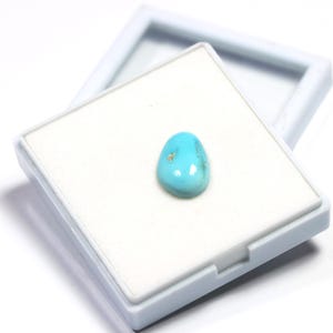 Sleeping Beauty Turquoise Cabochon: Natural Arizona Gemstone (9.40 Carat) image 2