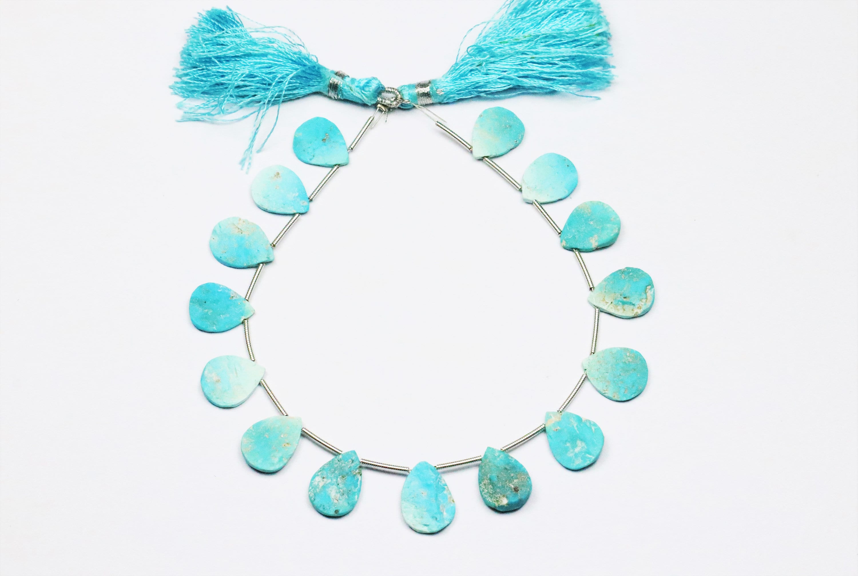 アリゾナ産スリーピングビューティーターコイズブリオレット：天然無