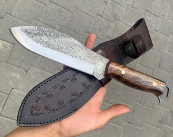 Cuchillo de caza artesanal personalizado, mango de madera de nogal, acero de resorte forjado a mano 5160, cuchillo fijo, funda de cuero