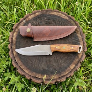 Personalisiertes Jagdmesser: Rasiermesserscharfer Zebrawood-Griff, Lederscheide Bild 6