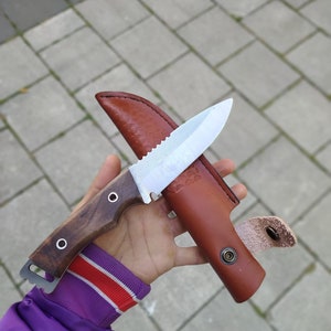 Custom Handcrafted Hunting Knife German Stainless Steel Walnut Wood Handle with Leather Sheath