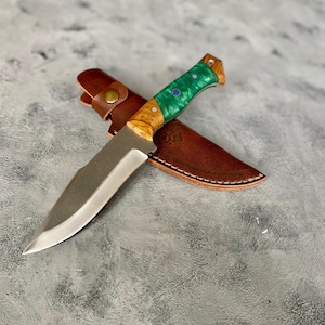 Handmade Hunting Knife: Olive Wood Epoxy Handle, Leather Sheath