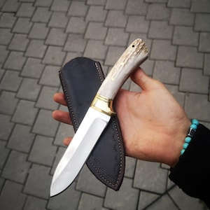 Handmade Bowie Knife: Stag Antler Handle, Personalized Hunting Knife