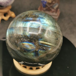 Labradorite sphere 393g