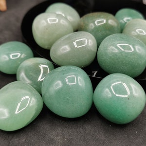 High quality green aventurine tumbled stone
