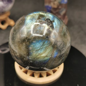Labradorite sphere 274g