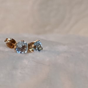 Swiss Blue Topaz 14k Gold Filled Stud Earrings - Elegant Gemstone Jewelry
