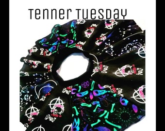 Tenner tuesday, Gothic alt style twirl skirts. Gothic panelled skirt, mystery skirt, skirt. Kids gothic clothing