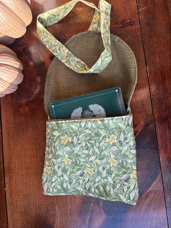 Tarot Card Wrap Green Witch  | Tarot Card Holder | Tarot Card Bag | Tarot Purse | Tarot Pouch