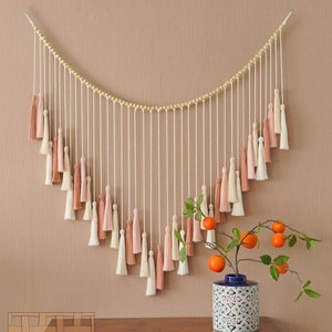 Macramé kwast slinger, groene slinger, boho kunst aan de muur, kinderkamer muur decor, macramé muur hangen, kinderkamer decor, cadeau voor moeder H35